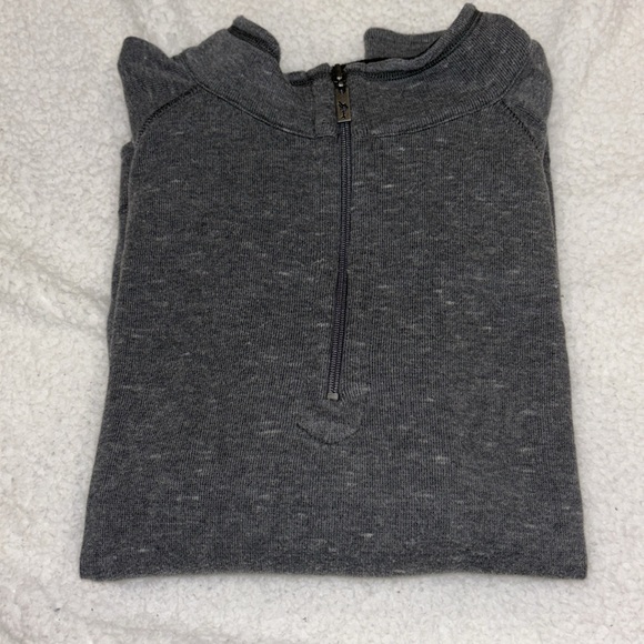 Tommy Bahama Gray/Black Reversible Half Zip - Picture 1 of 6
